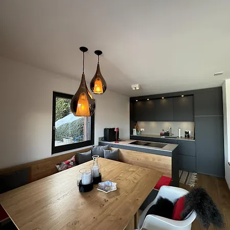 Mirador Alpine Horizon -crans Montana- Swiss Alps 木屋 克莱恩 蒙塔纳